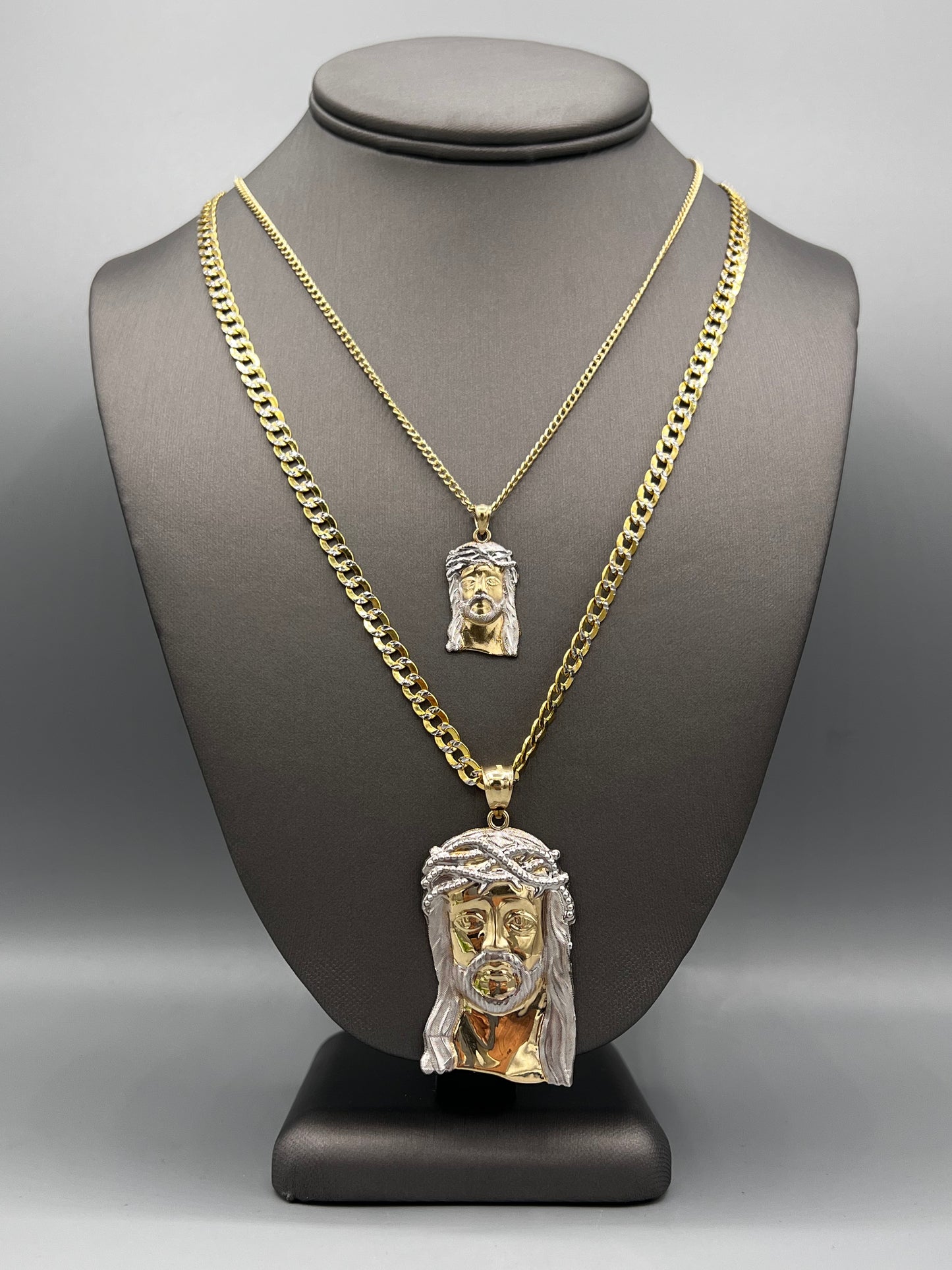 New 🔥 14K Jesus Face With Free Small Chain by GDO