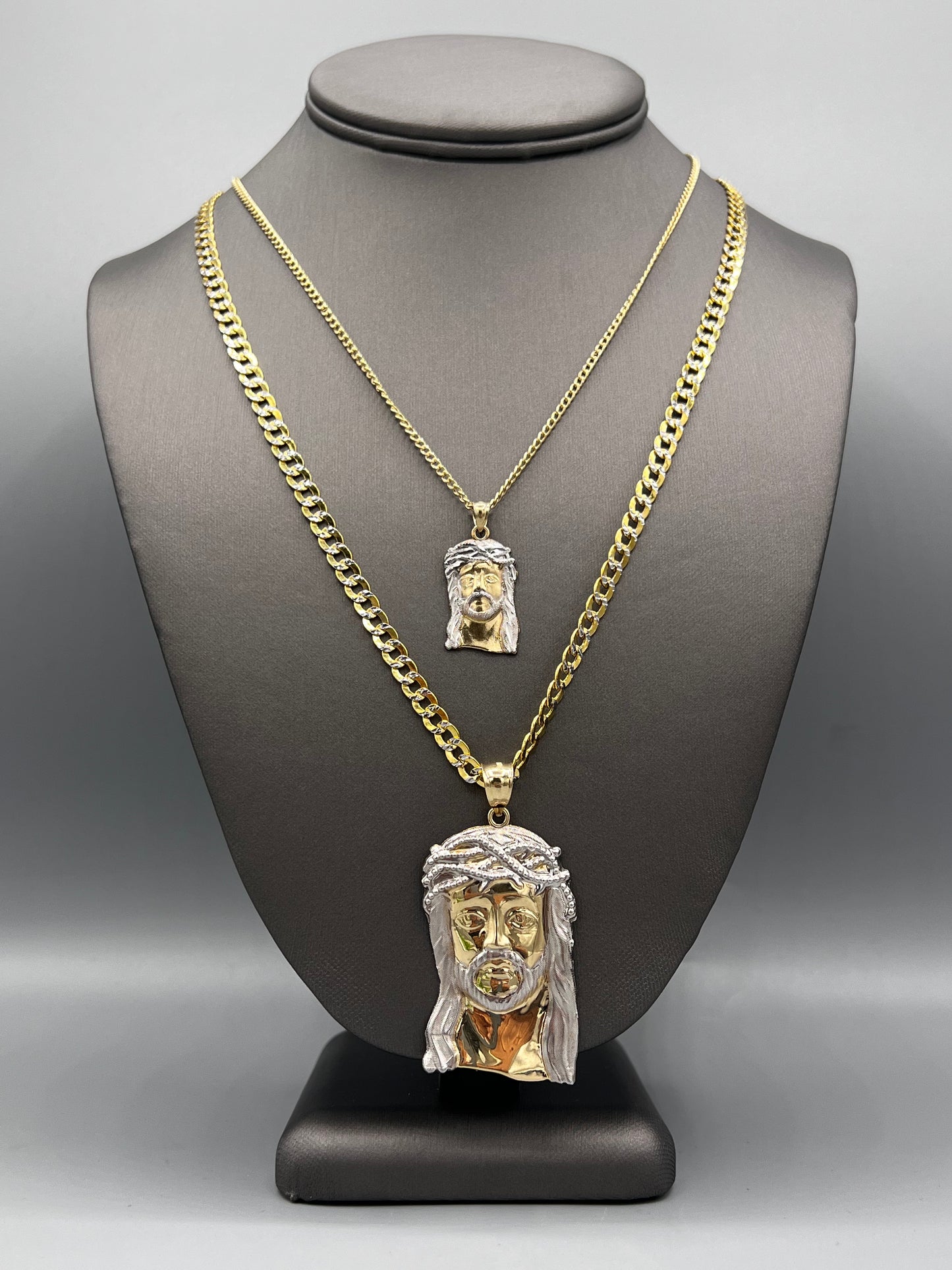 New 🔥 14K Jesus Face With Free Small Chain by GDO