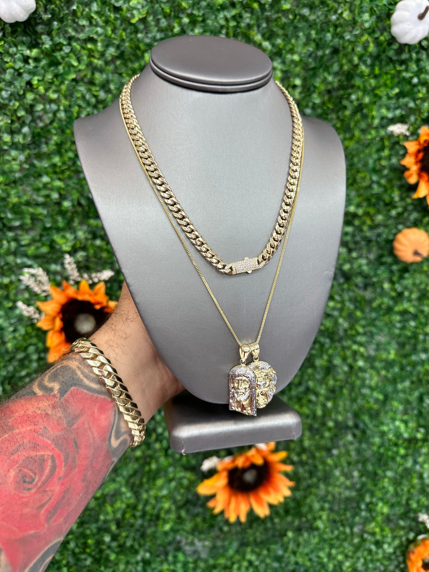 14k Cuban choker with franco chain with pendant